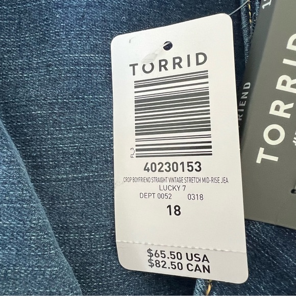 Torrid Crop Boyfriend Jeans NWT - Picture 6 of 8
